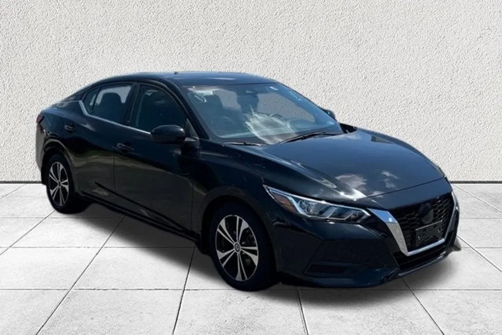 2022 Nissan Sentra SV photo 1