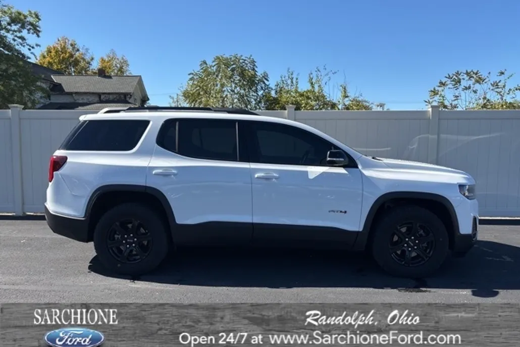 2023 Gmc Acadia AT4 photo 1