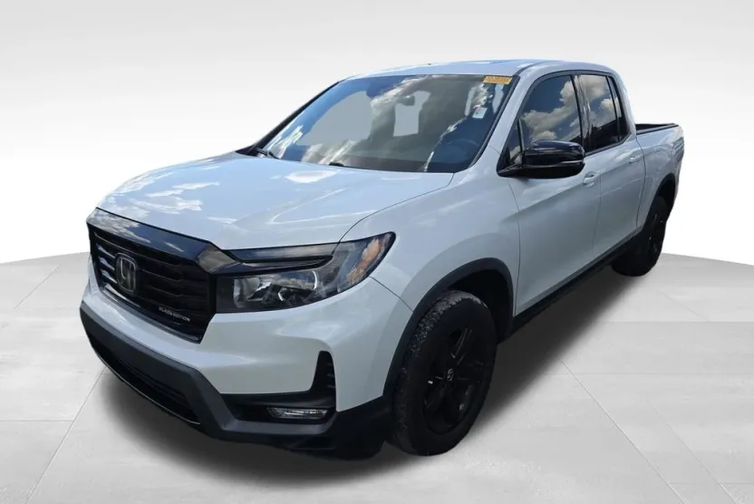 2023 Honda Ridgeline Black Edition photo 1