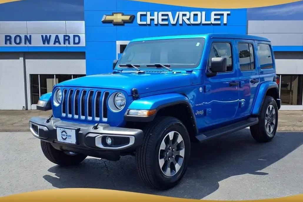 2022 Jeep Wrangler Unlimited Sahara photo 1