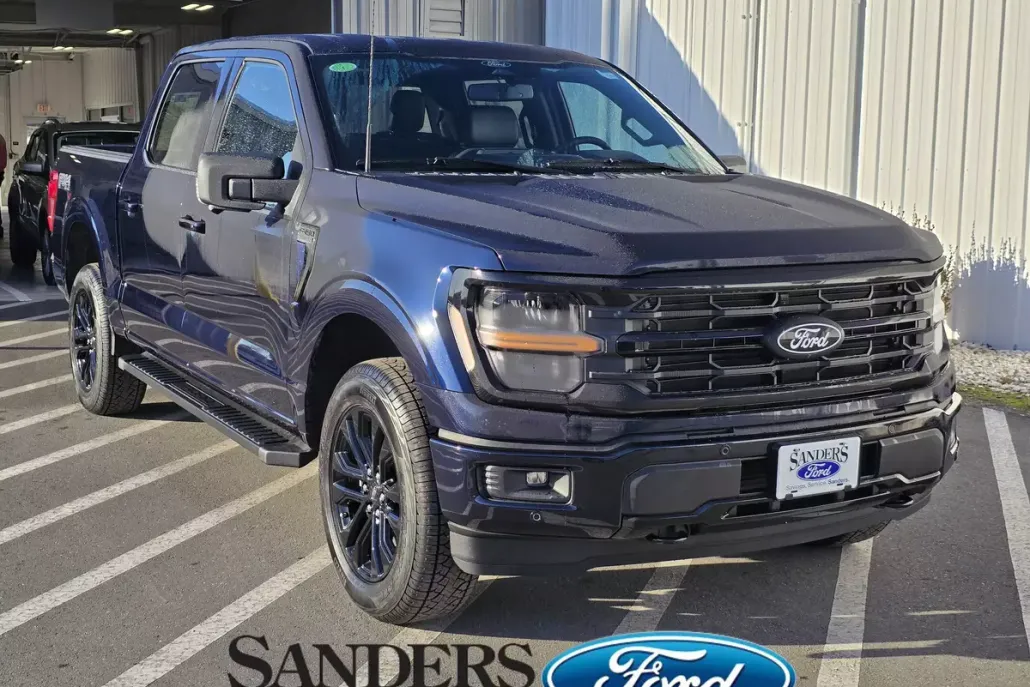 2025 Ford F-150 XLT photo 1