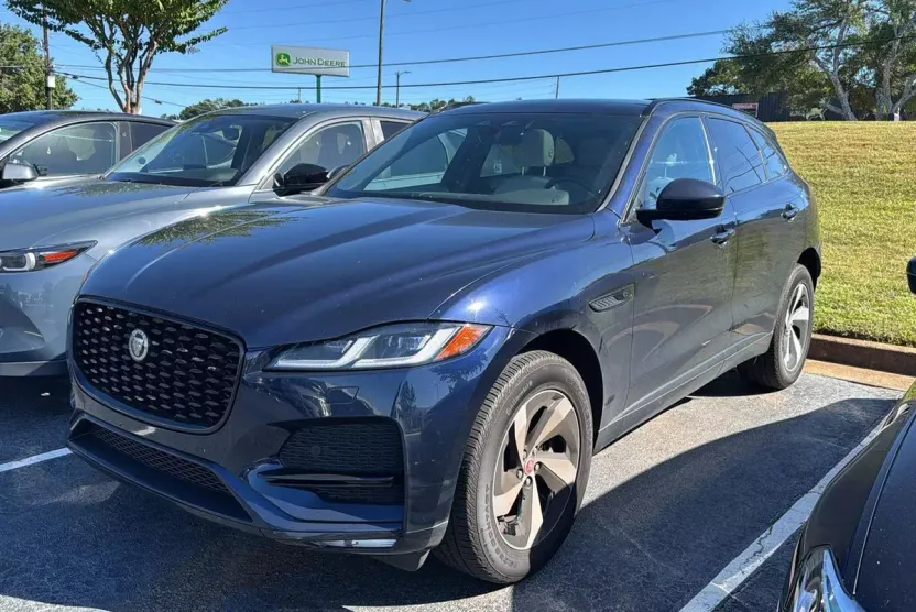 2023 Jaguar F-PACE P250 S photo 1