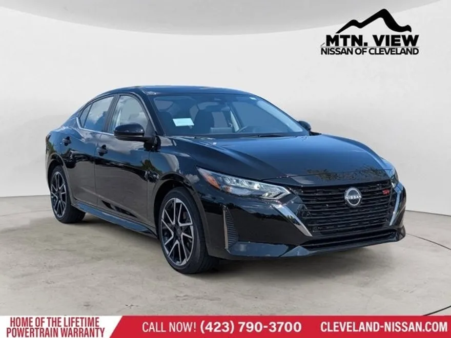2025 Nissan Sentra SR photo 1