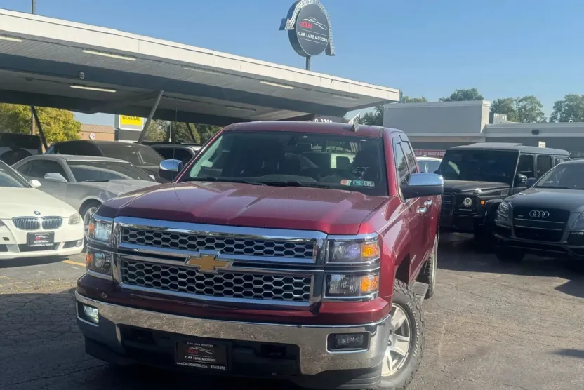 2015 Chevrolet Silverado 1500 LT photo 1