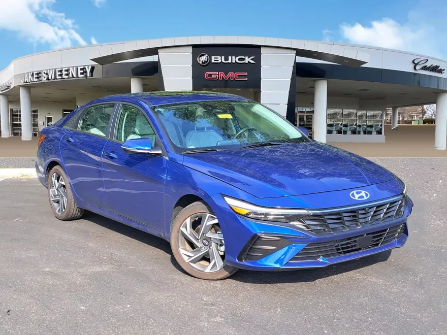 2024 Hyundai Elantra Limited photo 1