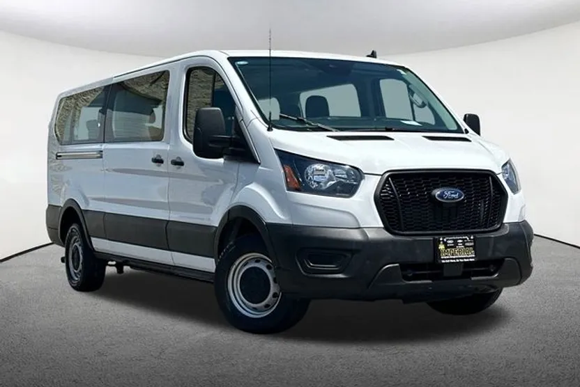 2023 Ford Transit photo 1