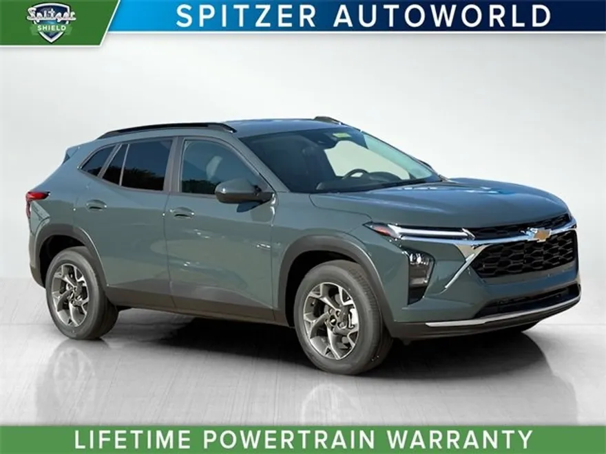 2026 Chevrolet Trax LT photo 1