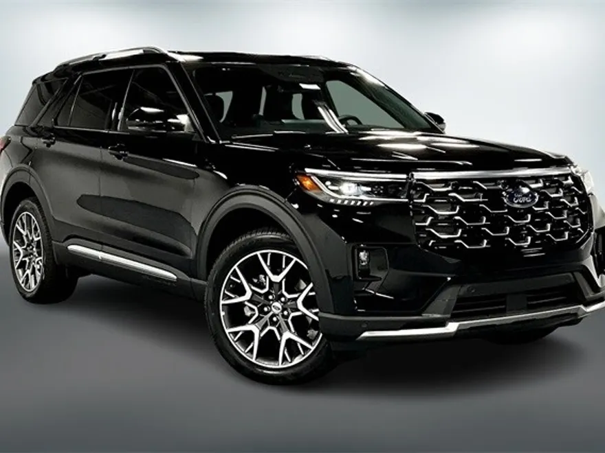 2025 Ford Explorer Platinum photo 1