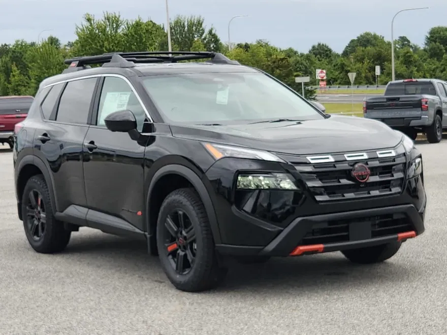 2026 Nissan Rogue SV photo 1