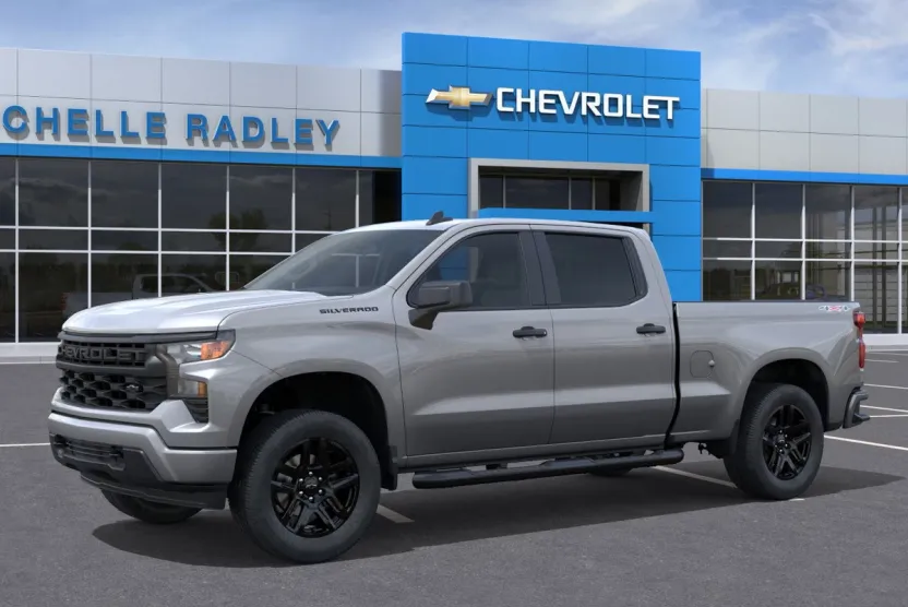 2026 Chevrolet Silverado 1500 Custom photo 1