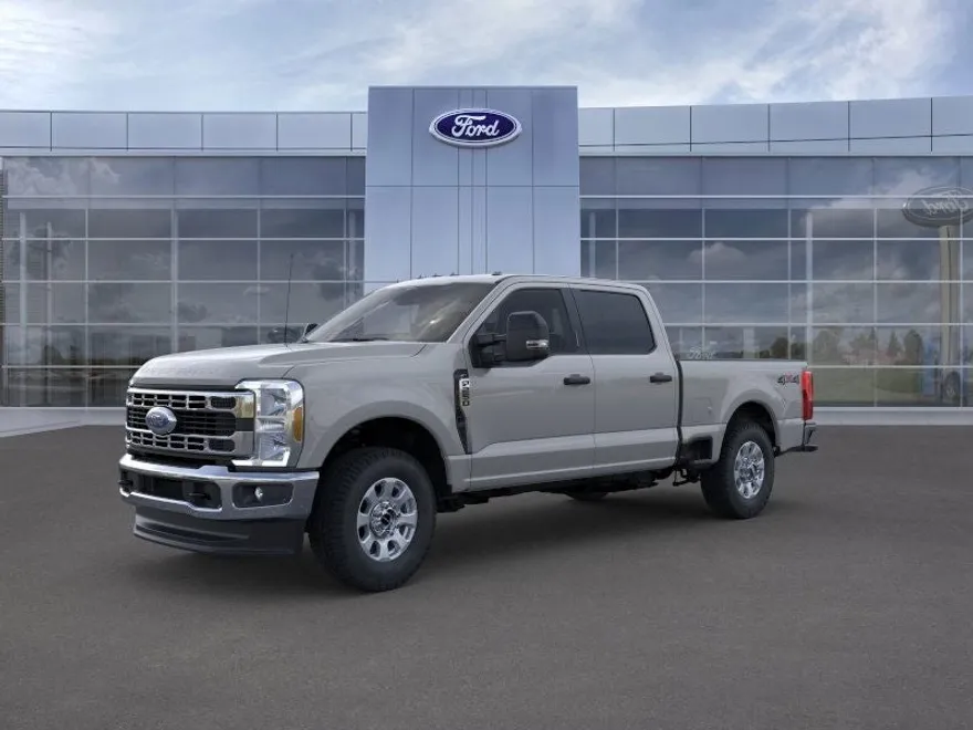 2025 Ford F-250 photo 1