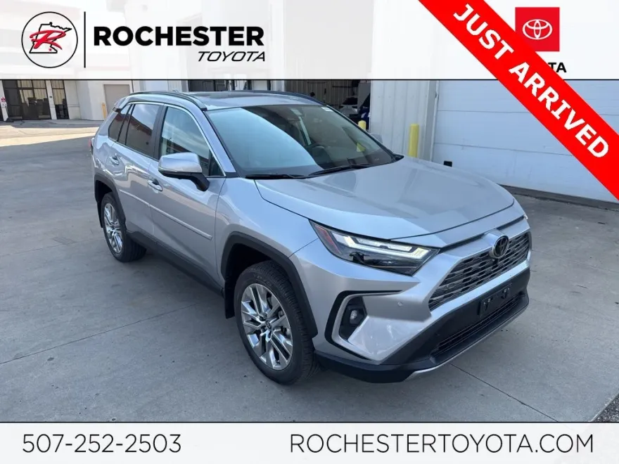 2023 Toyota RAV4 Limited photo 1