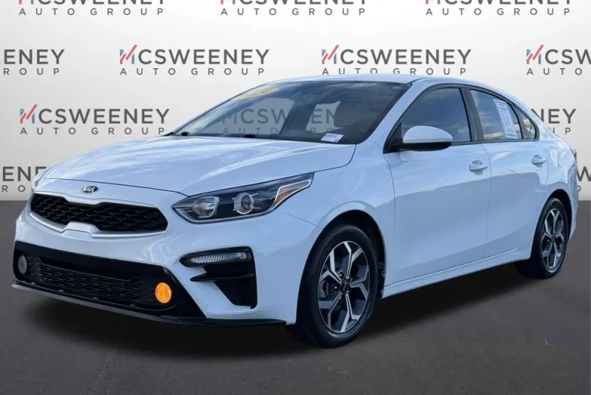 2020 Kia Forte LXS photo 1