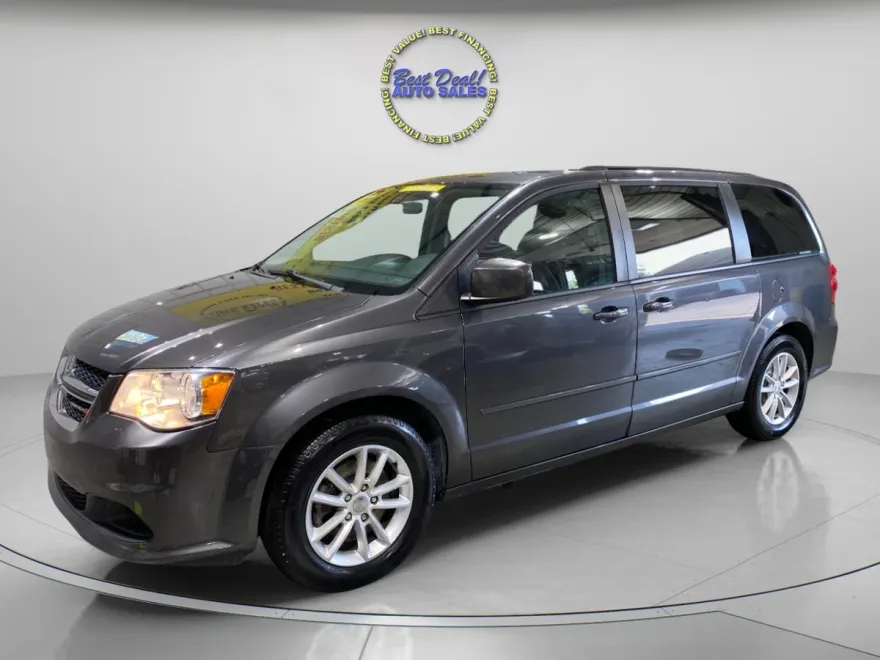 2016 Dodge Grand Caravan SXT photo 1