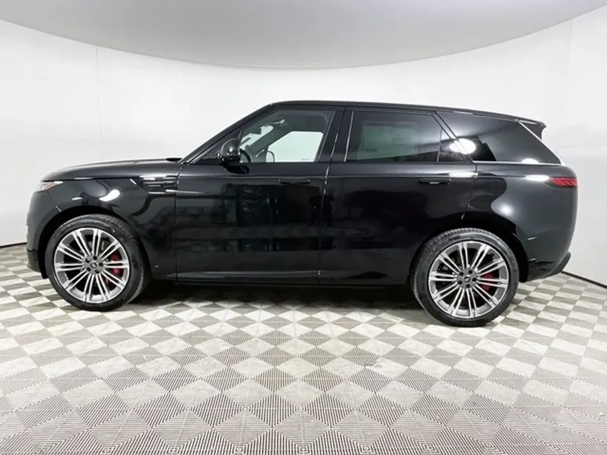 2025 Land Rover Range Rover Sport SE photo 1