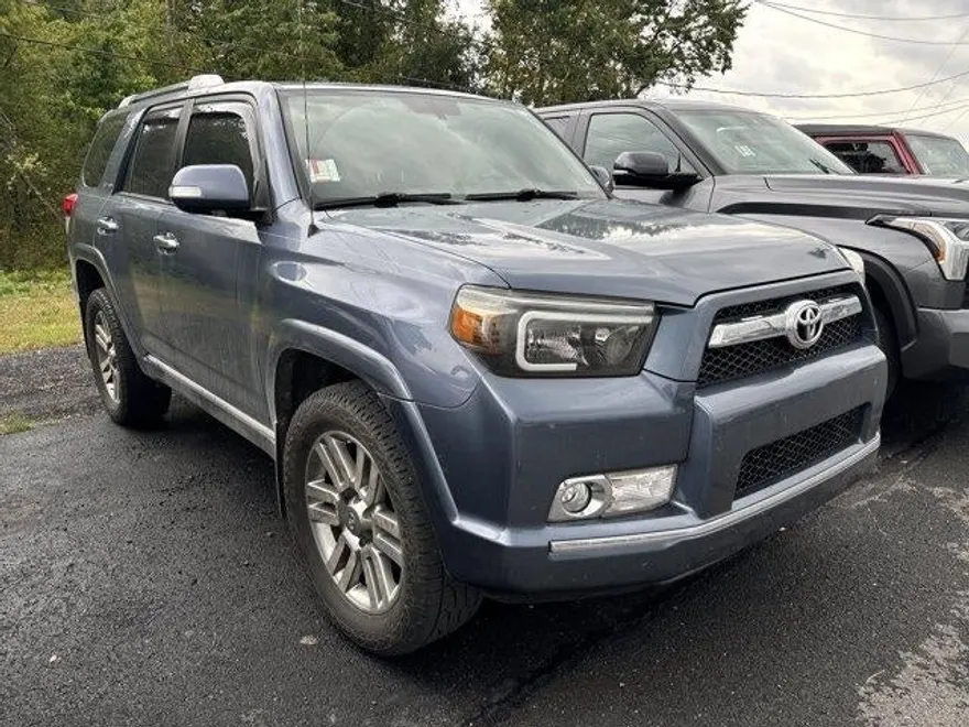2011 Toyota 4Runner SR5 photo 1