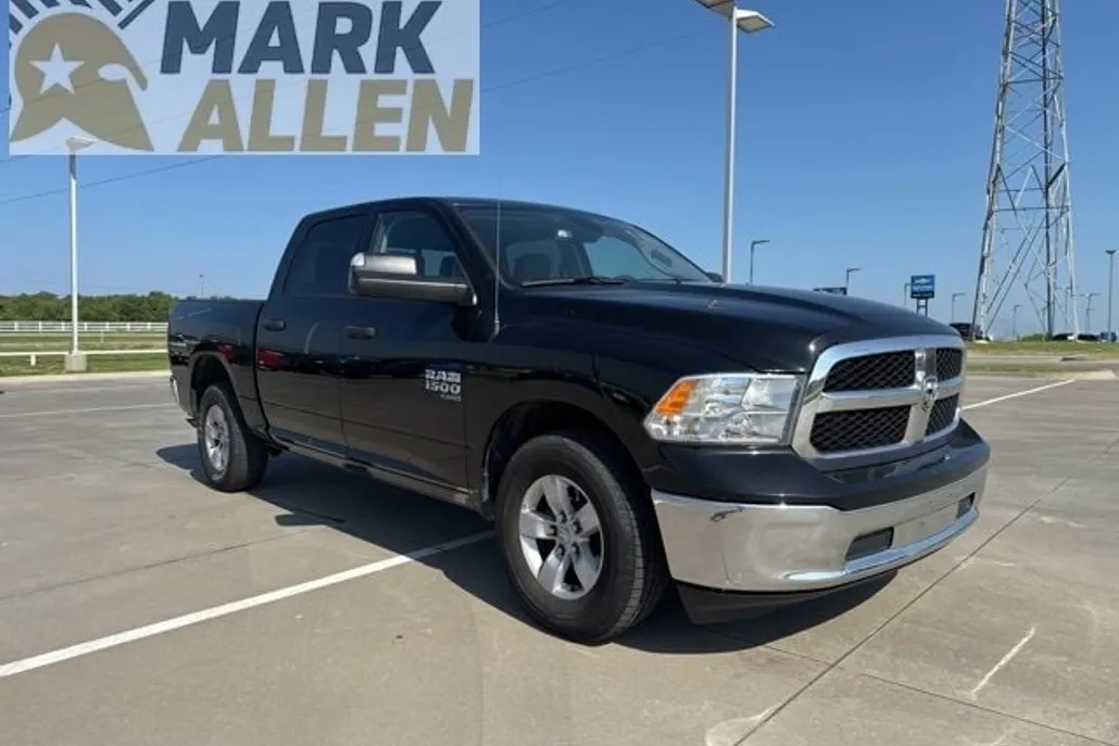 2023 Ram 1500 Classic SLT photo 1