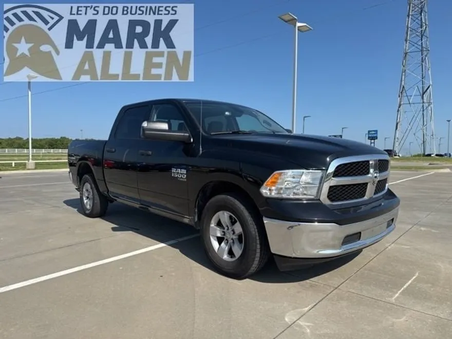 2023 Ram 1500 Classic SLT photo 1