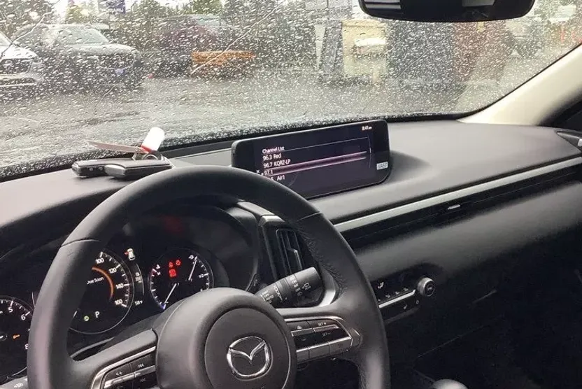2025 Mazda CX-50 2.5 S Preferred photo 1
