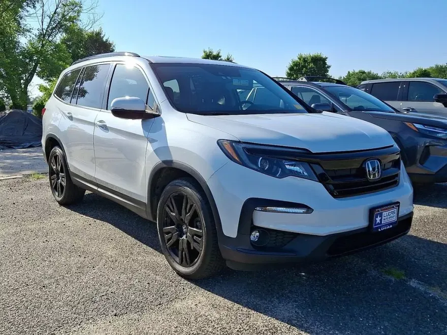 2021 Honda Pilot Special Edition photo 1