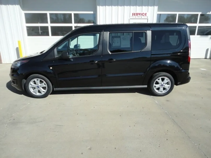 2014 Ford Transit XLT photo 1