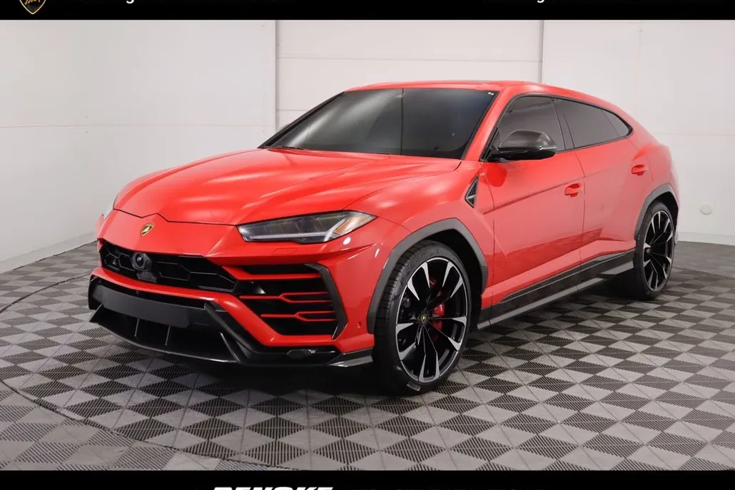 2021 Lamborghini Urus Base photo 1