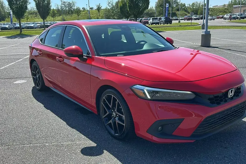 2023 Honda Civic Sport Touring Hatchback photo 1