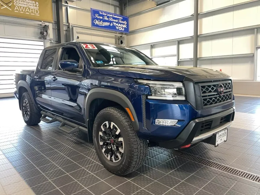 2023 Nissan Frontier PRO-4X photo 1
