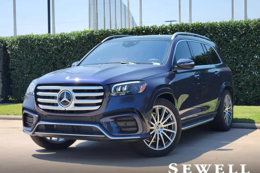 2026 Mercedes Benz GLS 450 4MATIC photo 1