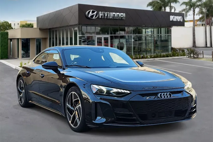 2024 Audi RS e-tron GT Base photo 1