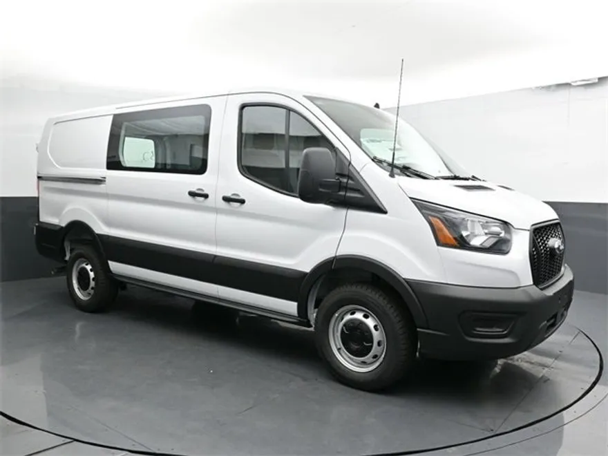 2025 Ford Transit photo 1
