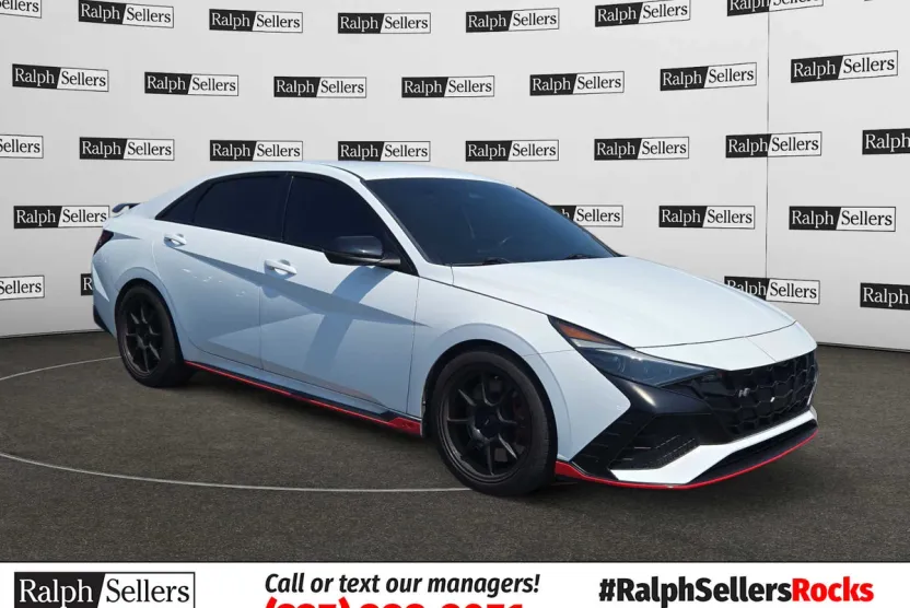 2023 Hyundai Elantra N photo 1