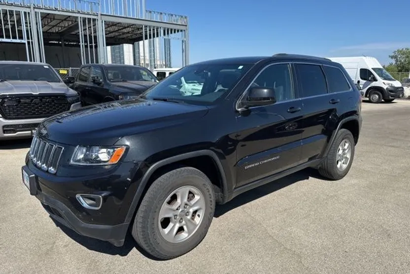 2016 Jeep Grand Cherokee Laredo photo 1