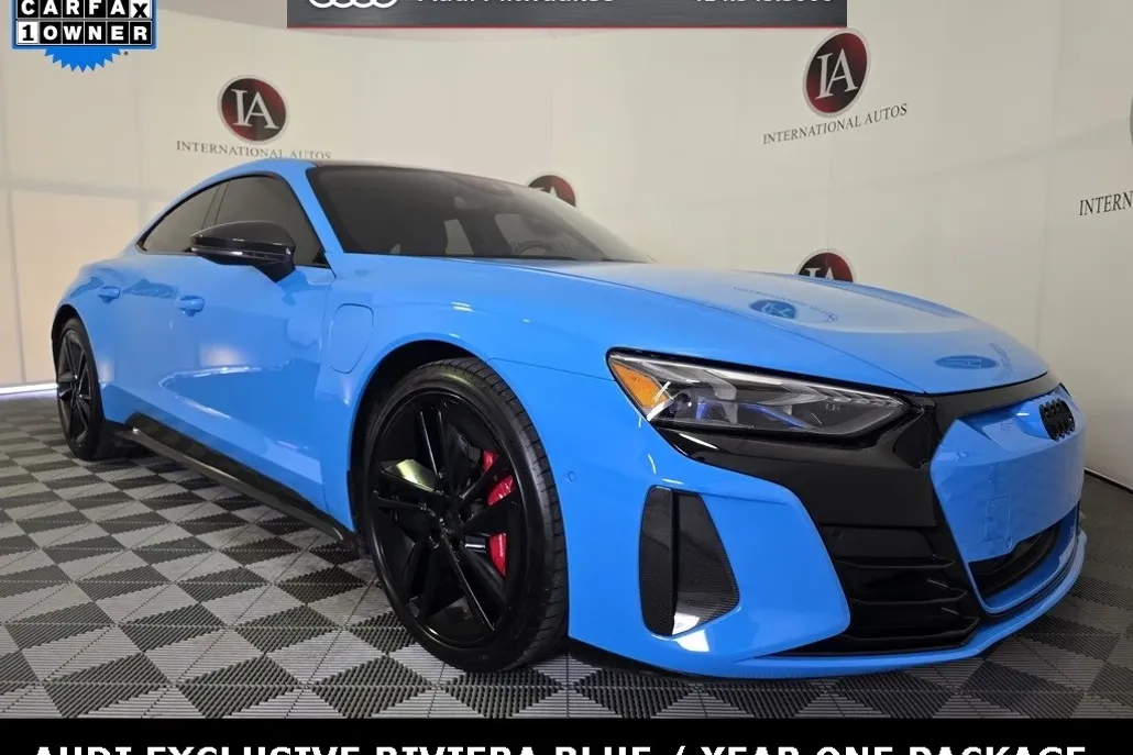 2022 Audi RS e-tron GT Base photo 1