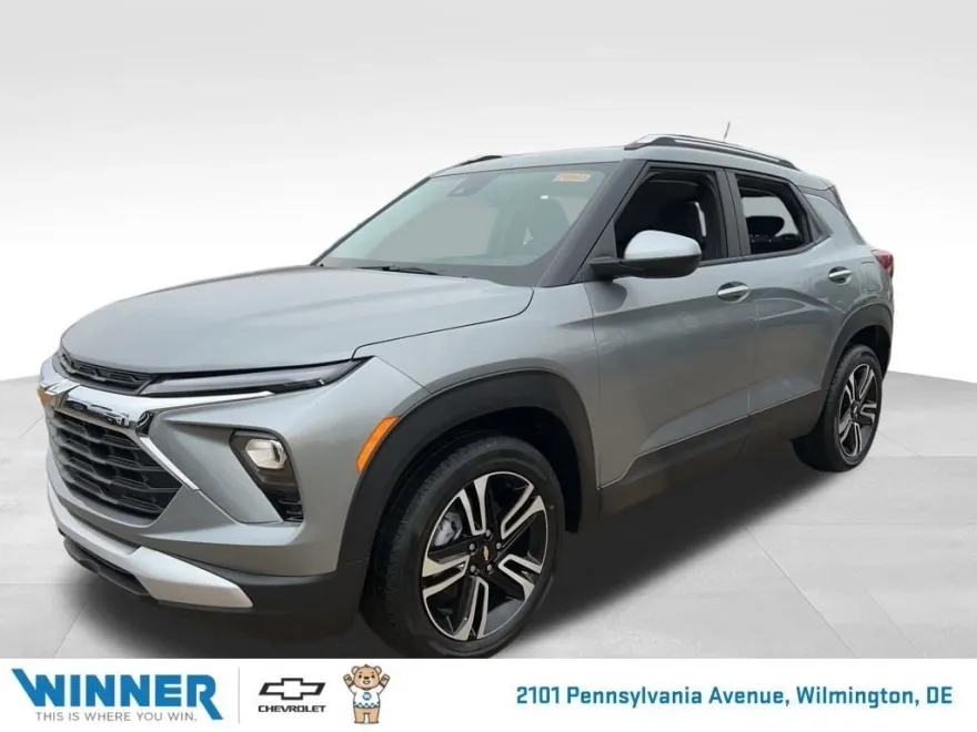 2025 Chevrolet Trailblazer LT photo 1