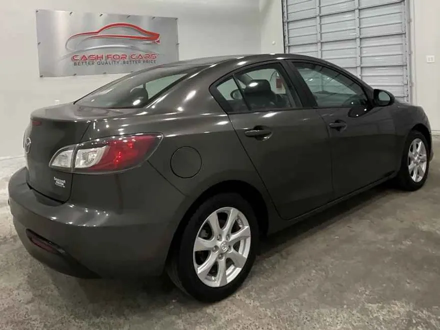 2010 Mazda Mazda3 i photo 1