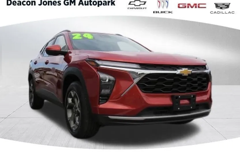 2024 Chevrolet Trax LT photo 1