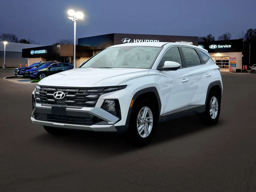 2025 Hyundai Tucson SE photo 1