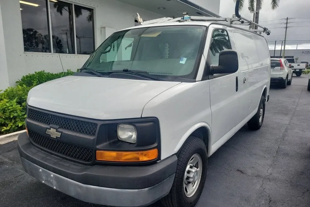 2015 Chevrolet Express Cargo 2500 photo 1