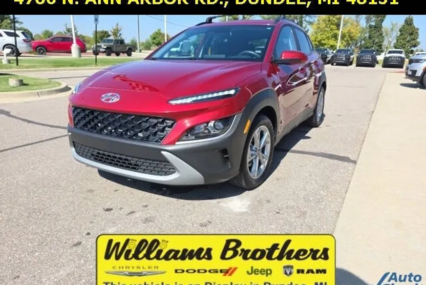 2023 Hyundai Kona SEL photo 1