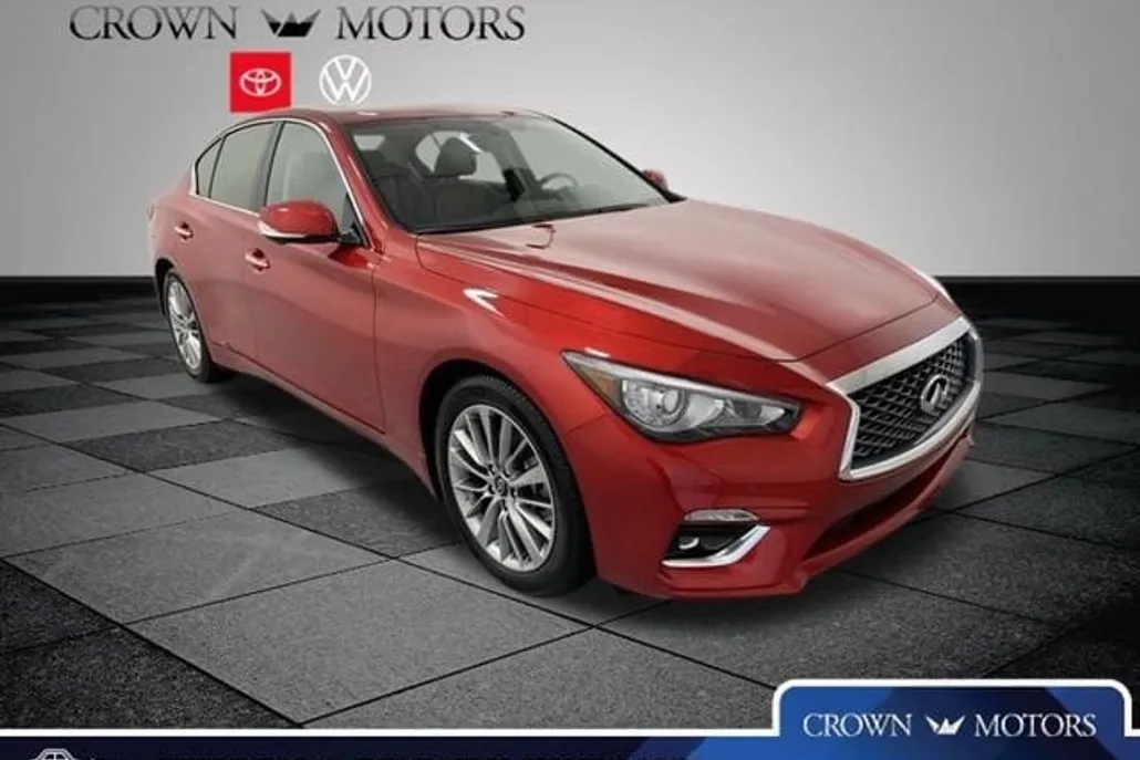 2022 Infiniti Q50 LUXE photo 1