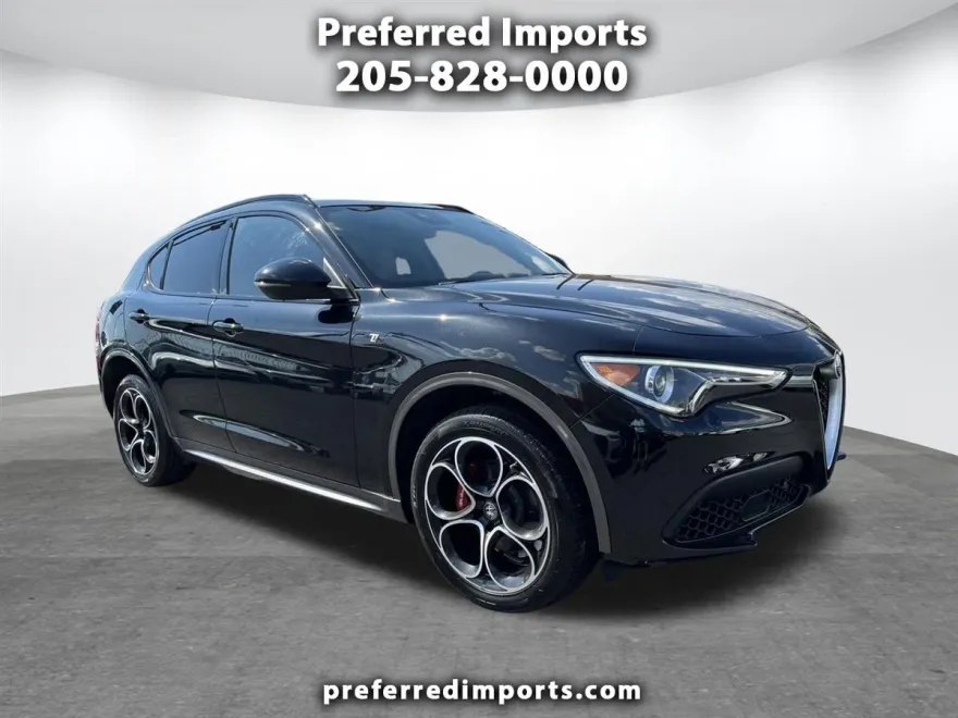 2022 Alfa Romeo Stelvio Ti photo 1