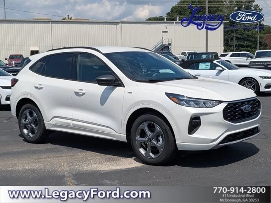 2024 Ford Escape Hybrid ST-Line photo 1