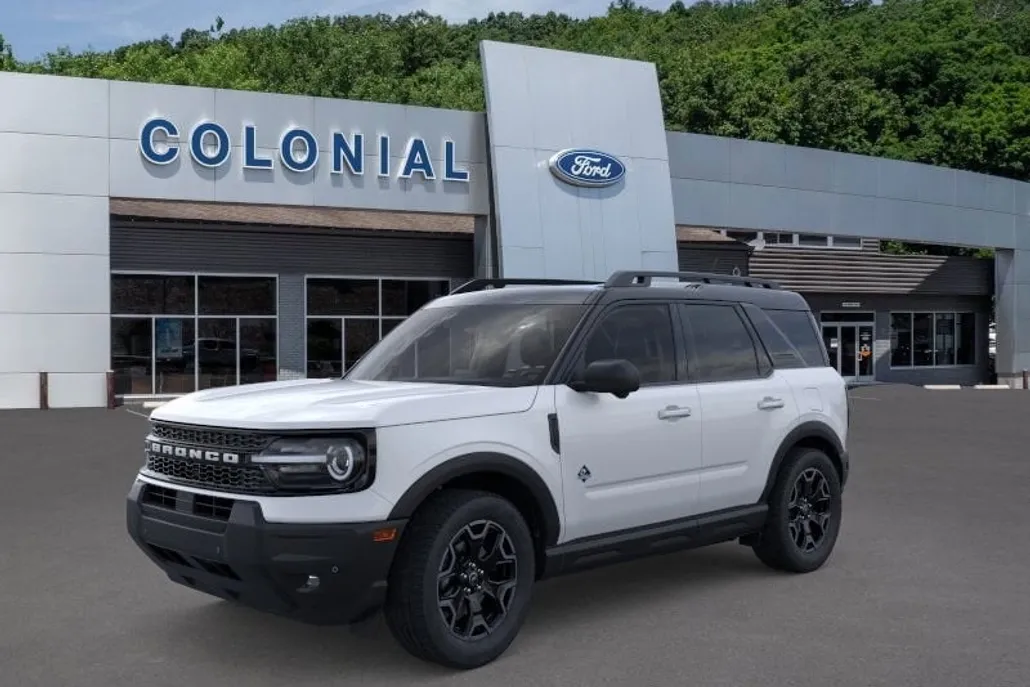 2025 Ford Bronco Sport Outer Banks photo 1