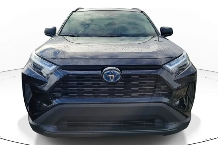 2024 Toyota RAV4 Hybrid LE photo 1