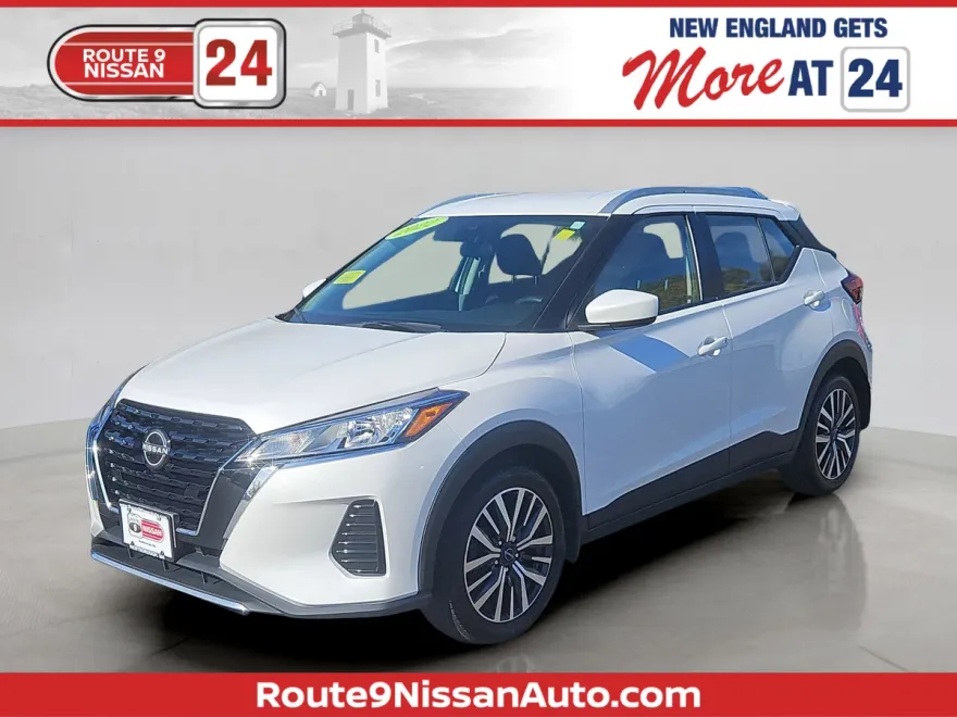 2022 Nissan Kicks SV photo 1