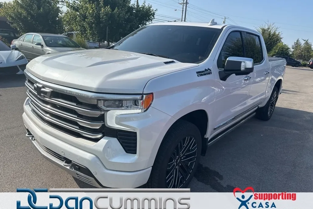 2024 Chevrolet Silverado 1500 High Country photo 1