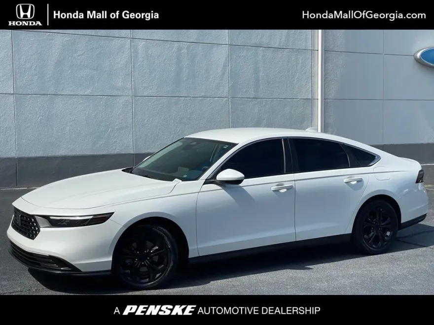 2023 Honda Accord LX photo 1