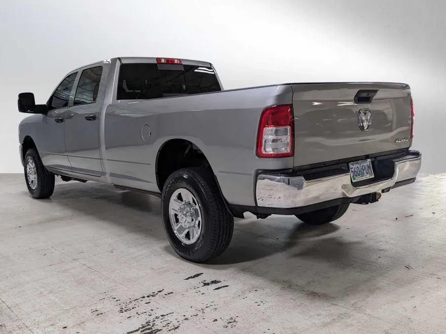 2024 Ram 2500 Tradesman photo 1