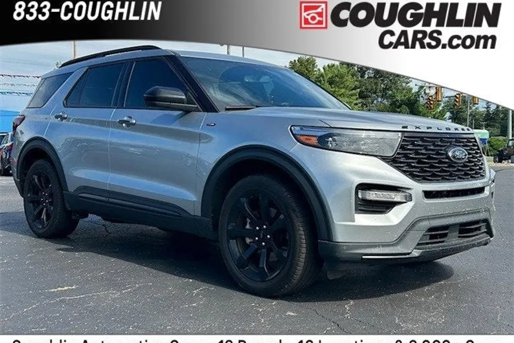 2023 Ford Explorer ST-Line photo 1
